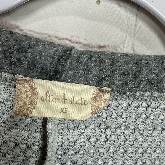 Altar’d State Relaxed Fit Babydoll Lightweight Sweater Blouse Oversized, Sz XS‎ - Picture 2 of 4